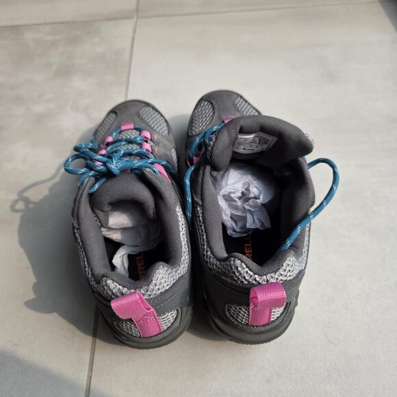 Merrell Yokota 2 Mid Waterproof Hiking - Brand New - Picture 4 of 7